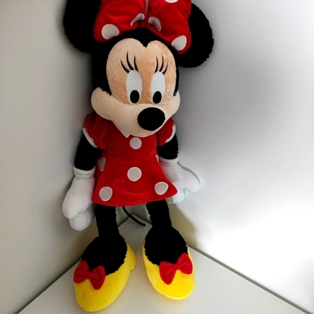Minnie Mouse Disney plush toy